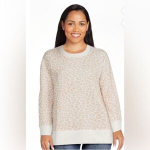 Time and Tru Cream Leopard Print Sweatshirt